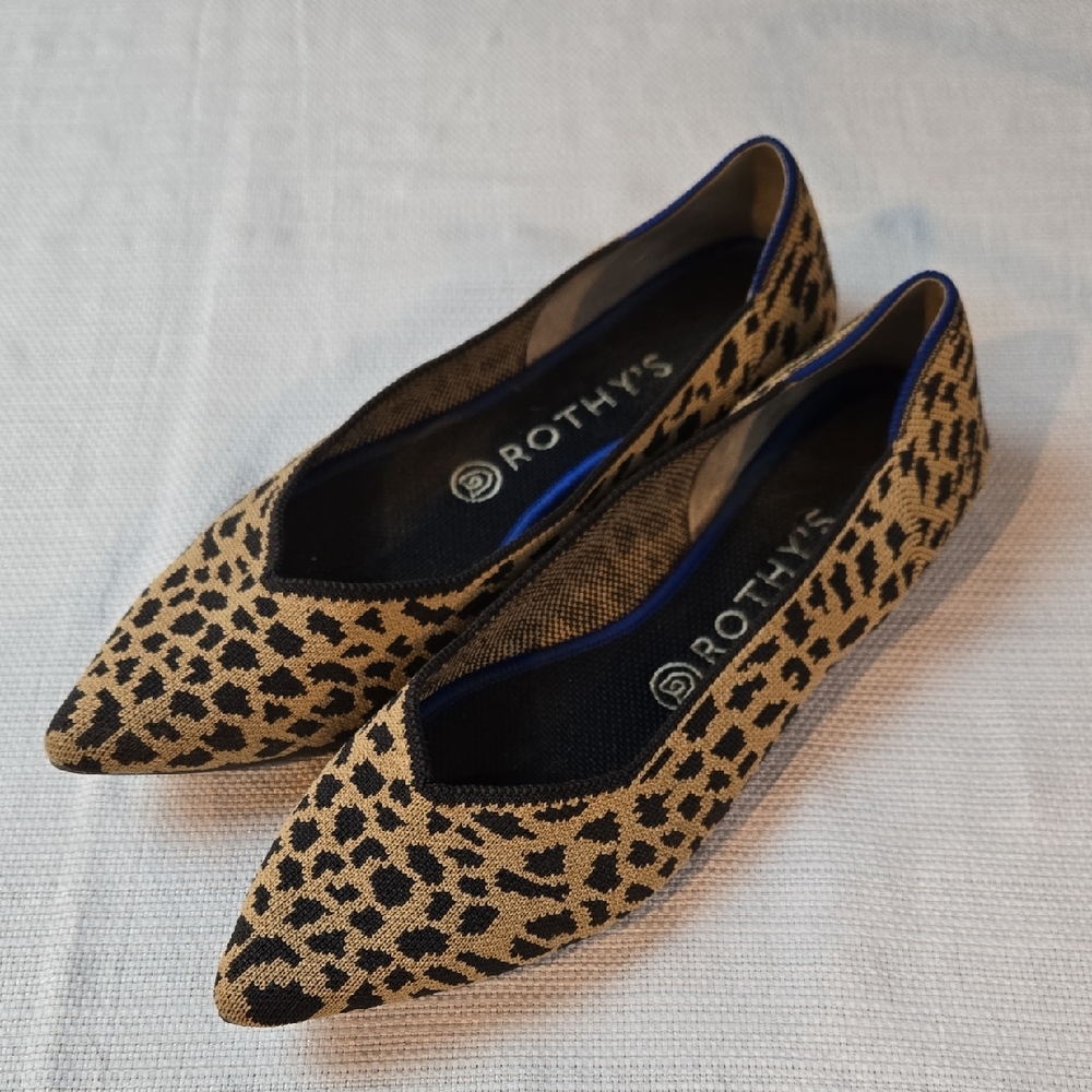 Rothy’s Point “Little Cat” Animal Print Flats Women’s Size 9.5